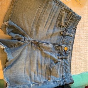 American Eagle Mid-Rise Shortie